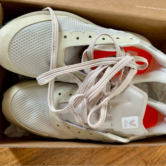 Veja Dekkan Alveomesh Sneaker, Women’s Size 8, Natural with White 🤍 - Picture 5 of 13